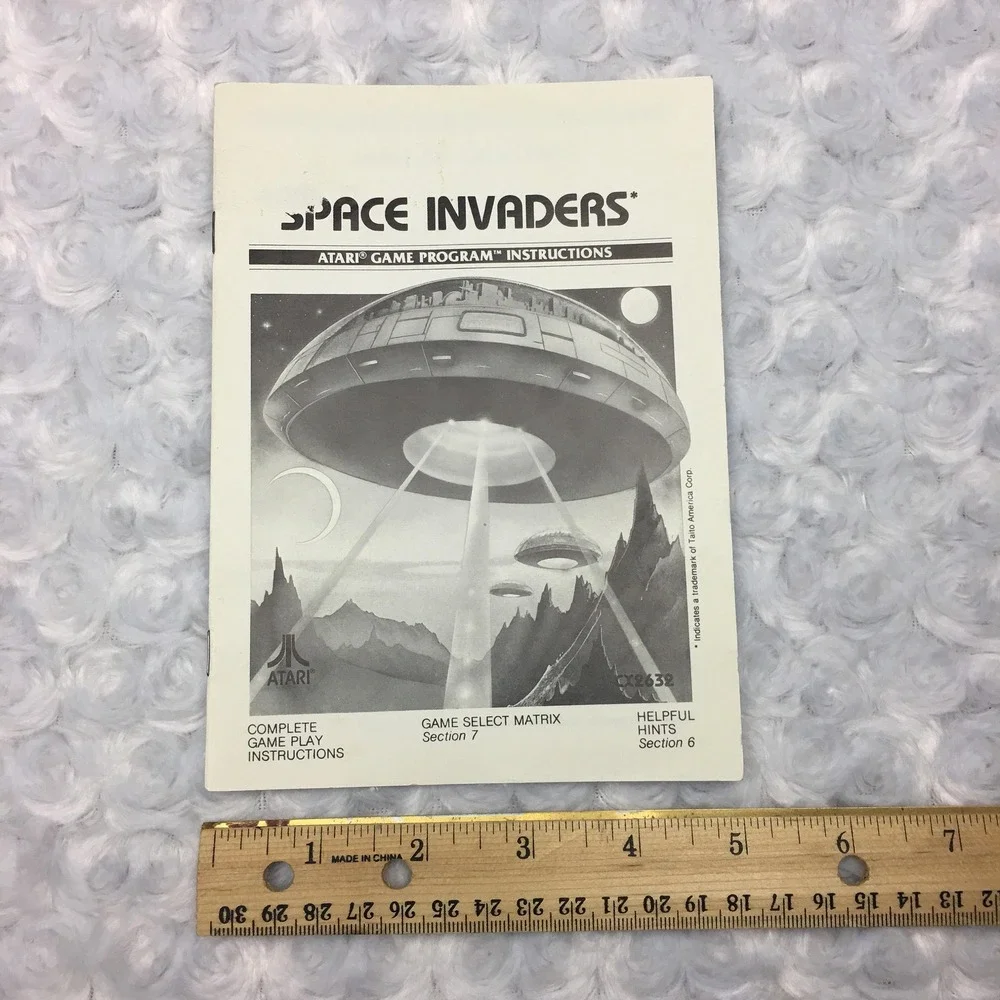 Vtg 1986 Atari Space Invaders 7 page Game Program Instruction Manual CX2632 ONLY